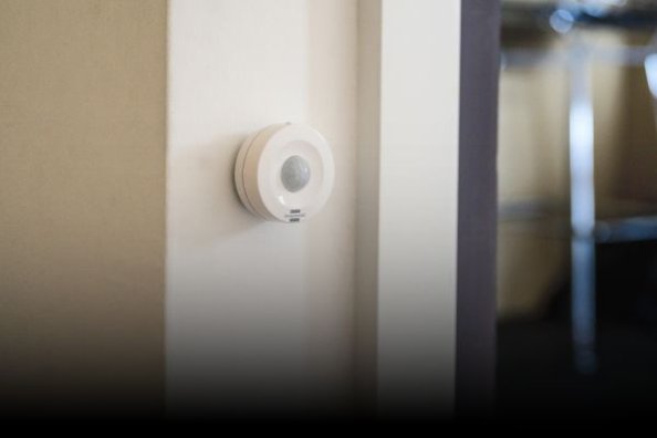 Zigbee door, temperature and motion sensor